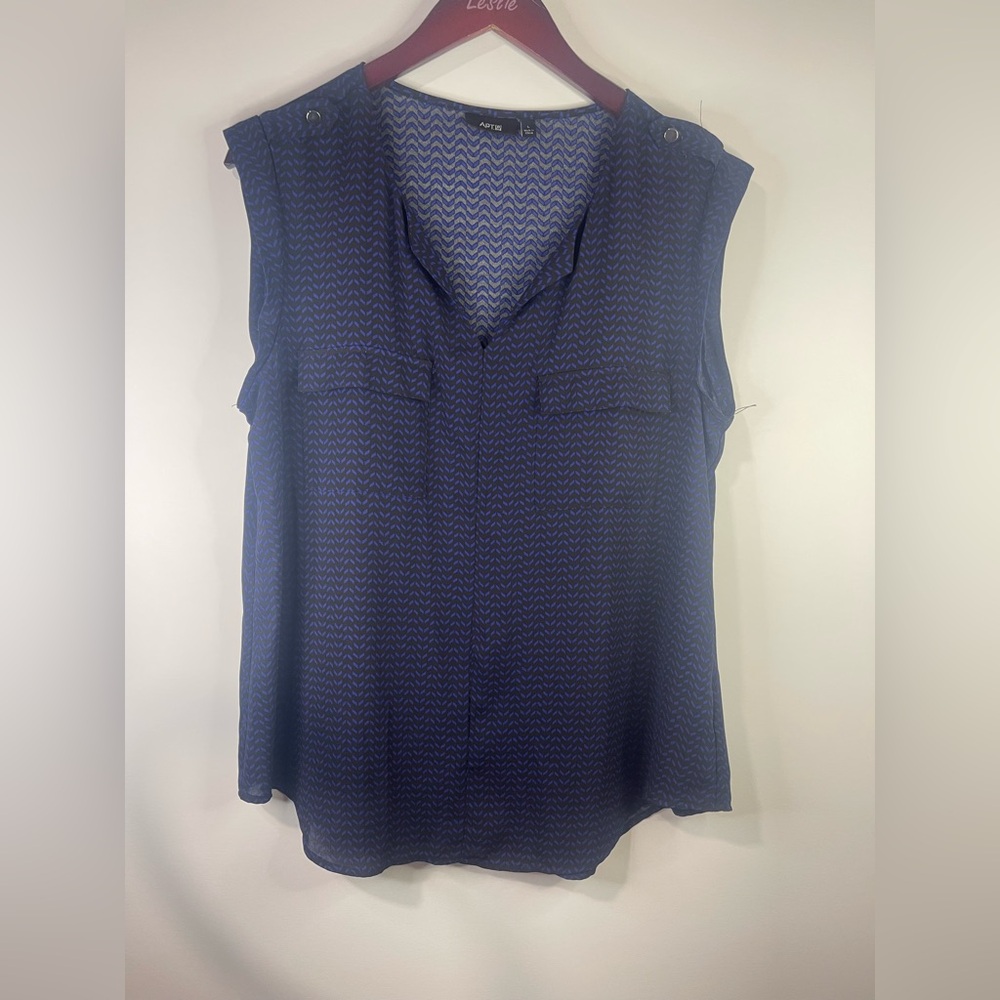 Apt. 9 Blue Sleeveless Blouse